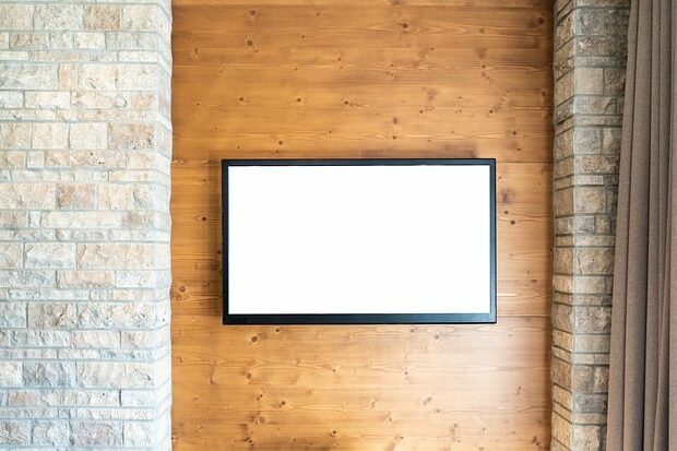 Compre Painel de TV com O Carpinteiro Artesão